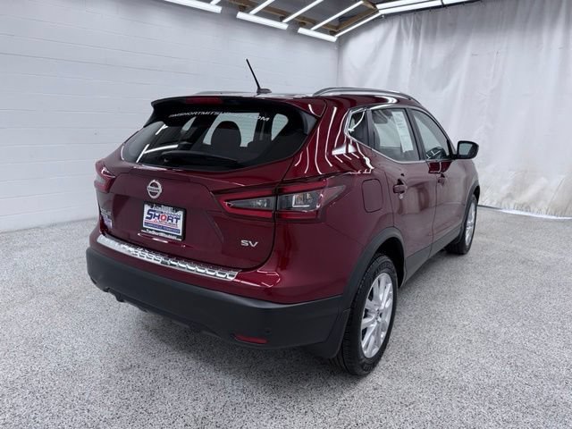 Used 2021 Nissan Rogue Sport SV FWD image 2