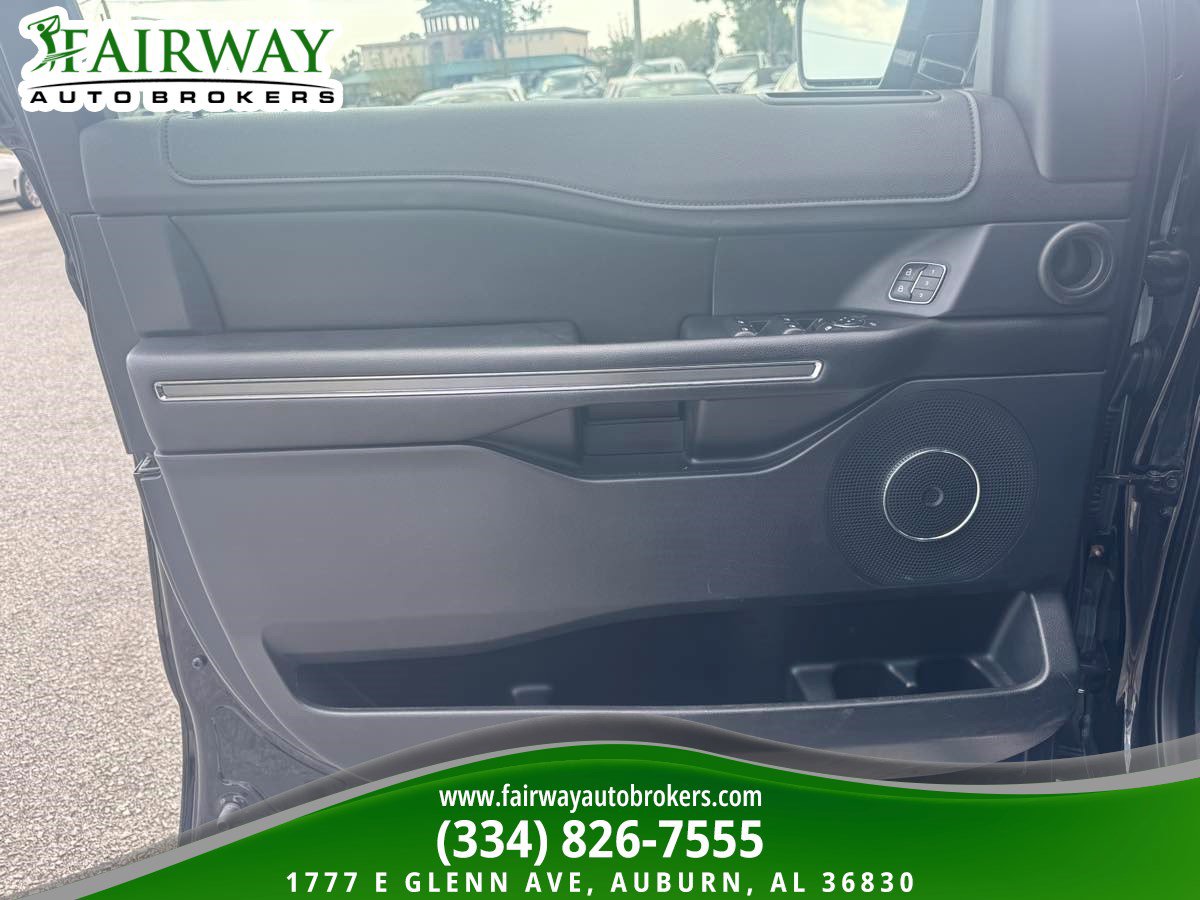 Used 2019 Ford Expedition XLT w/ Equipment Group 202A image 29