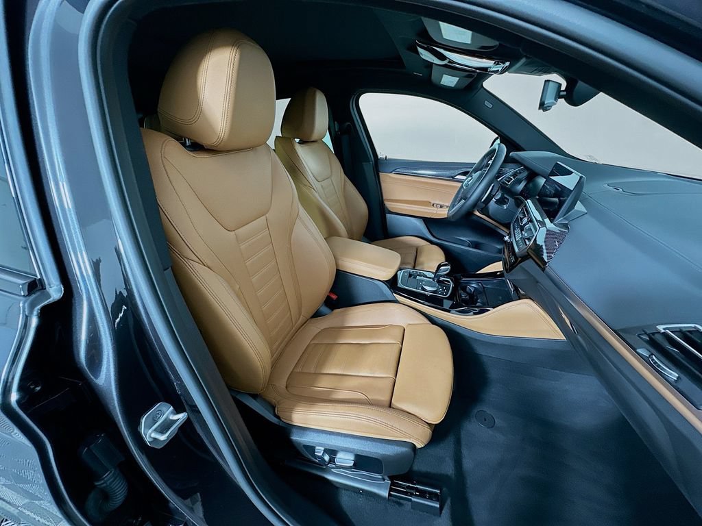Certified 2023 BMW X4 M40i w/ Premium Package AWD/4WD image 29