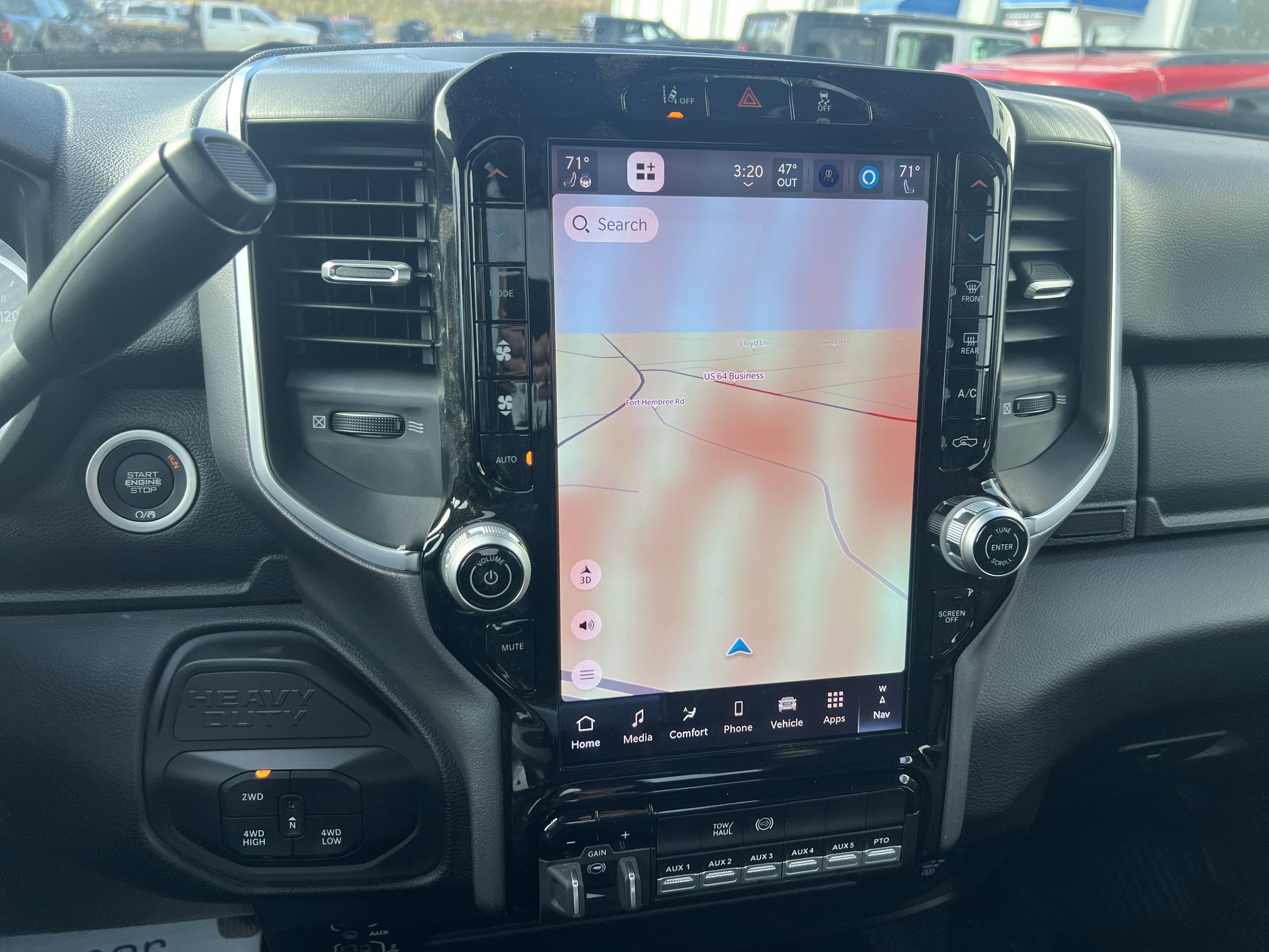 Used 2025 RAM 5500 4x4 Regular Cab image 18