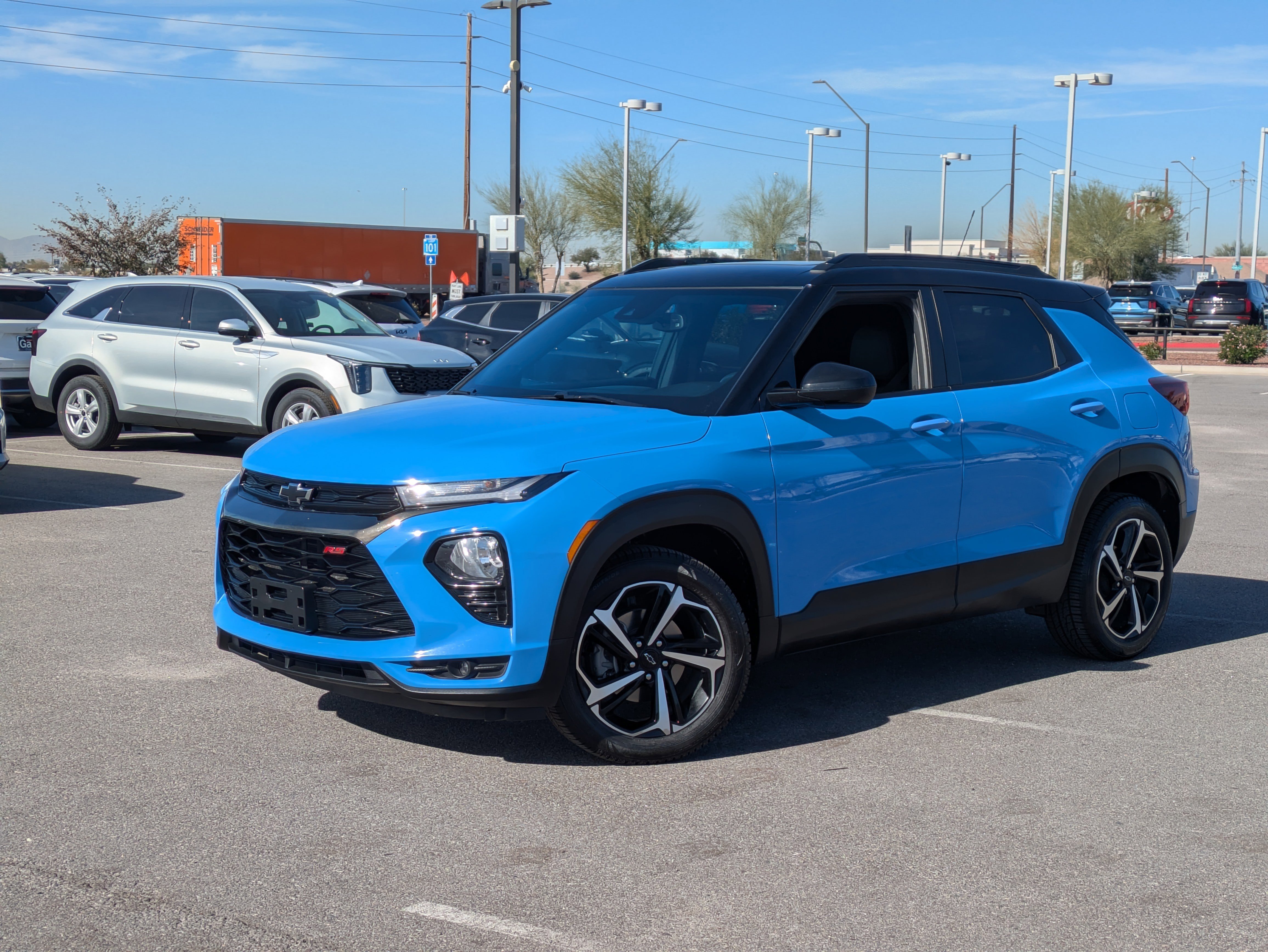 Used 2023 Chevrolet TrailBlazer RS w/ Sun and Liftgate Package image 32
