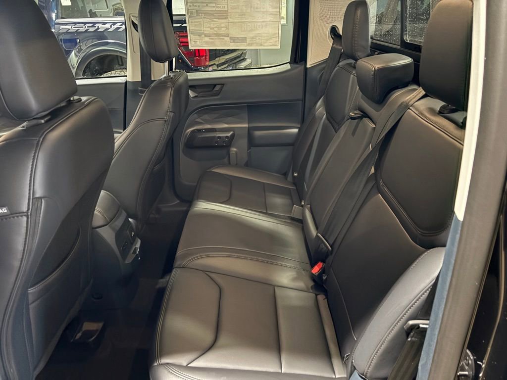 New 2026 Ford Maverick Lariat w/ Black Appearance Package image 23