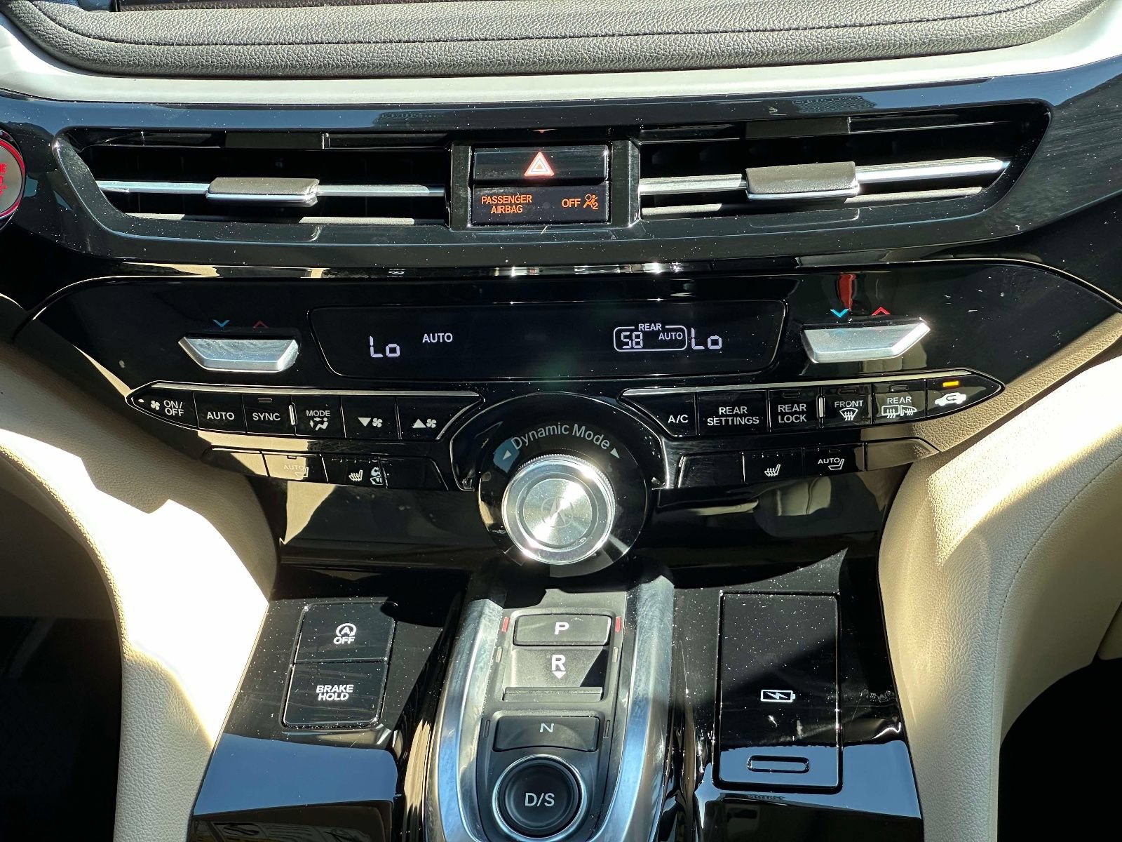 Certified 2025 Acura MDX SH-AWD image 19