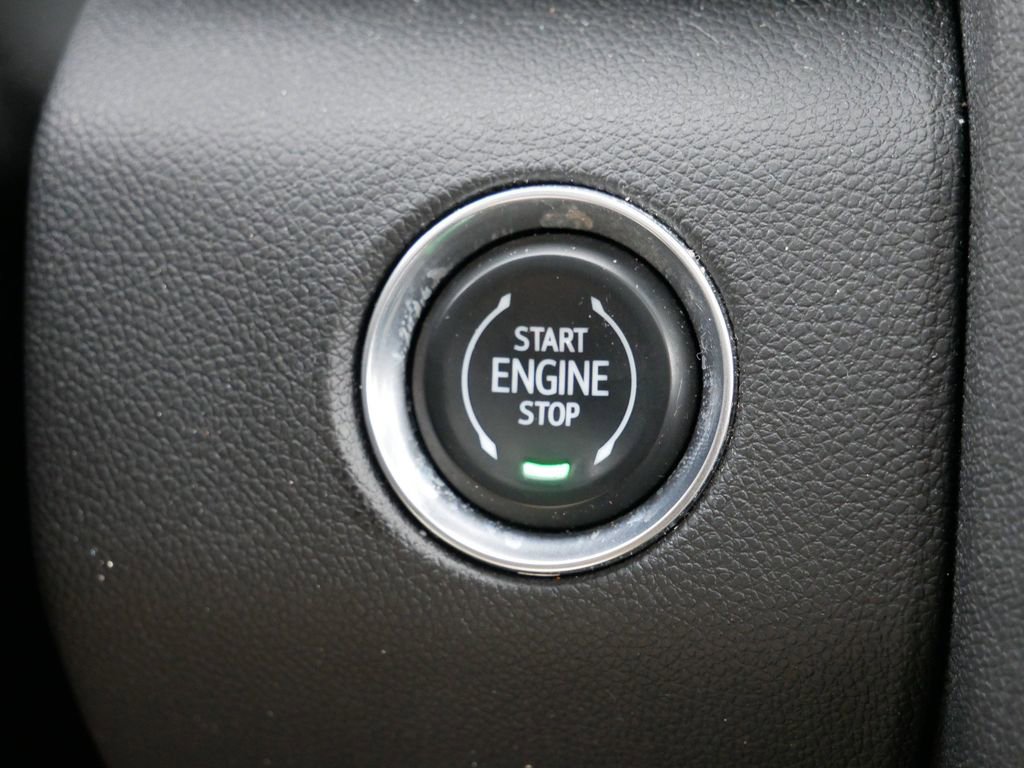 Used 2024 GMC Acadia Denali image 26