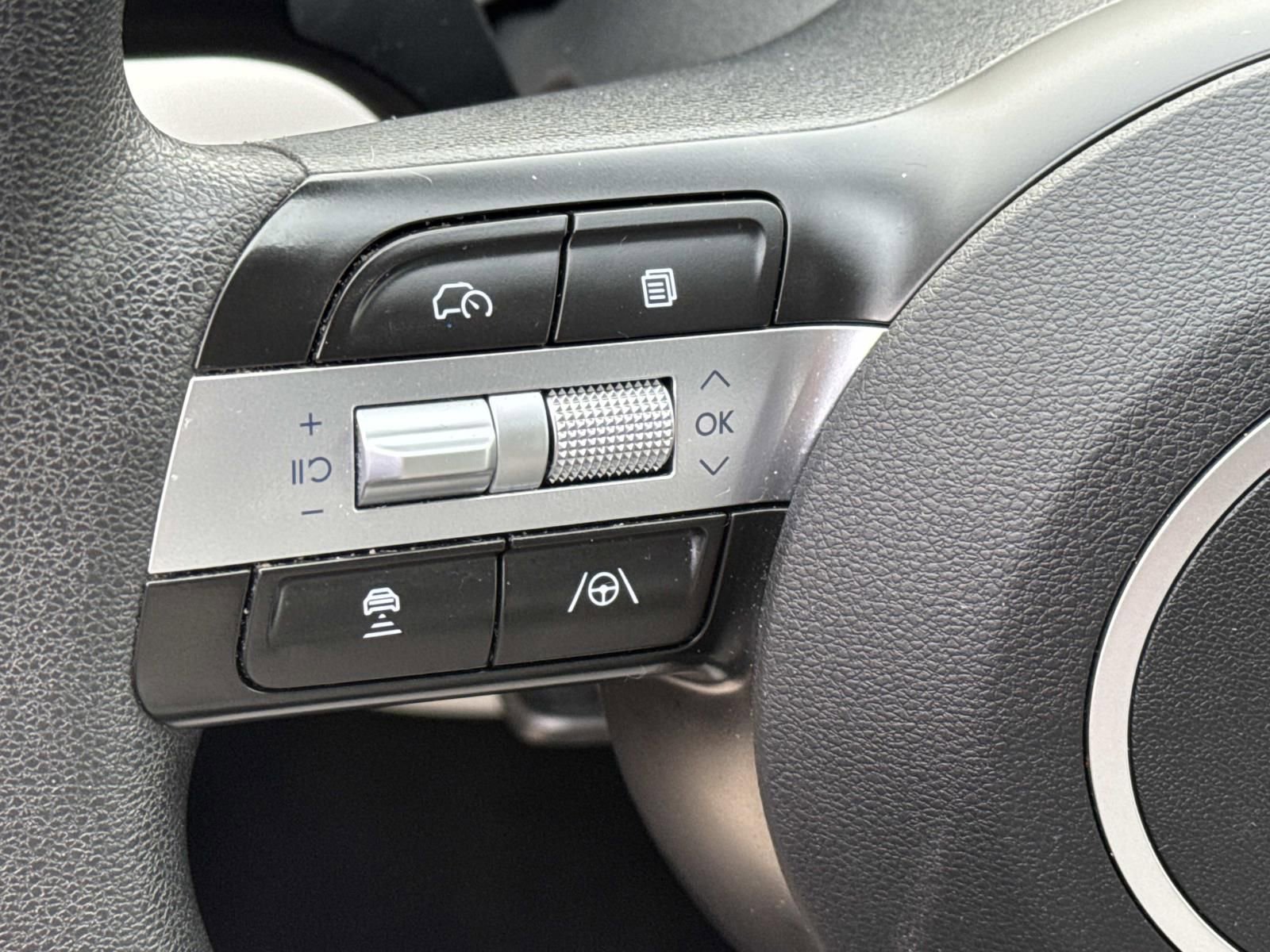 Used 2025 Hyundai Tucson SEL FWD image 29