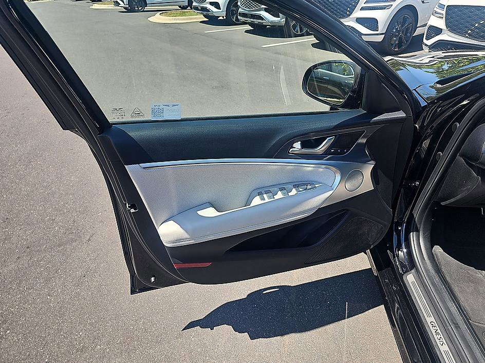 Used 2025 Genesis G70 2.5T w/ Sport Prestige Package AWD/4WD image 11