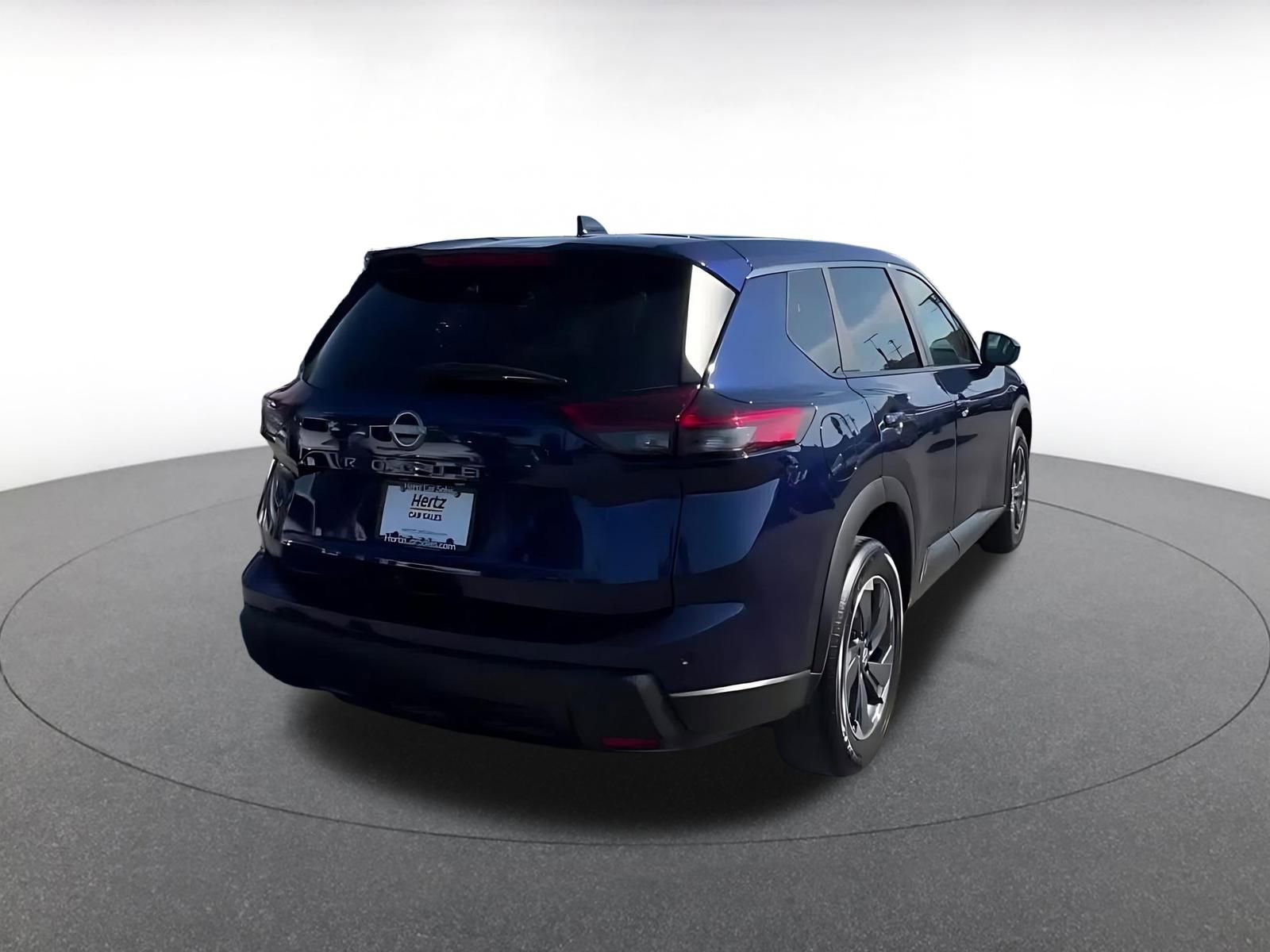 Used 2025 Nissan Rogue SV image 15