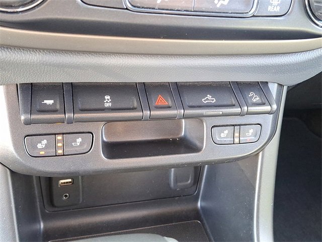 Used 2017 Chevrolet Colorado Z71 image 23