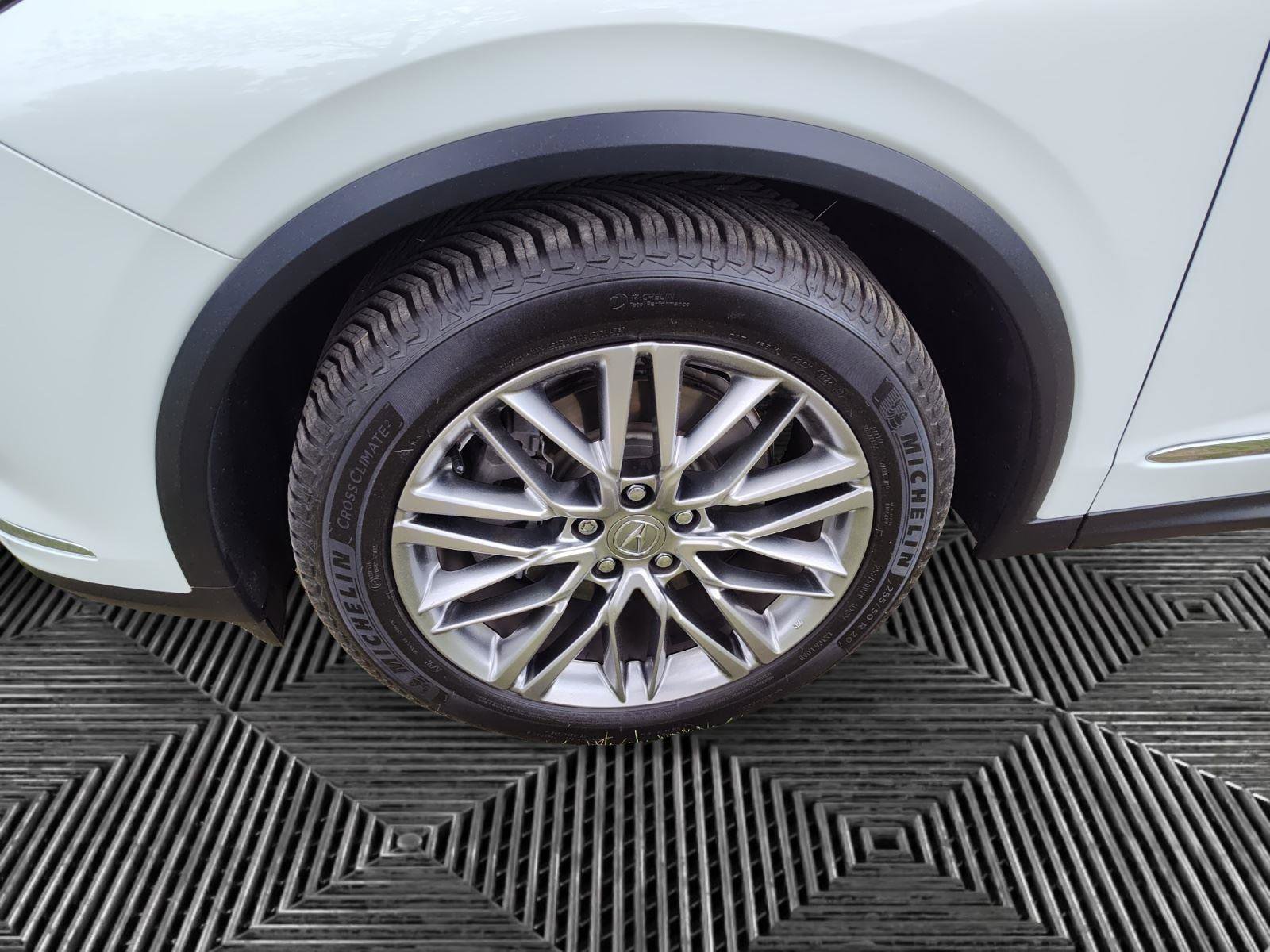 Used 2023 Acura MDX SH-AWD w/ Advance Package image 14