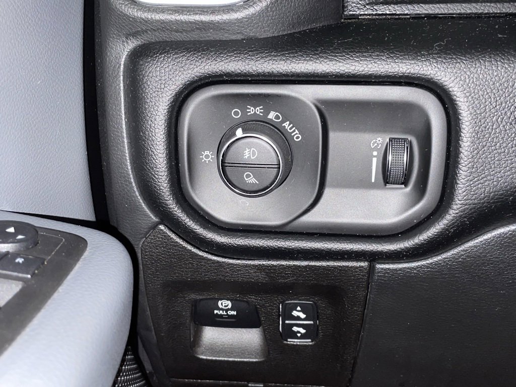 Used 2021 RAM 1500 Big Horn image 12