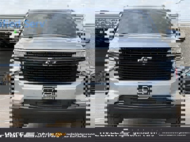 Used 2024 Chevrolet Suburban RST image 3