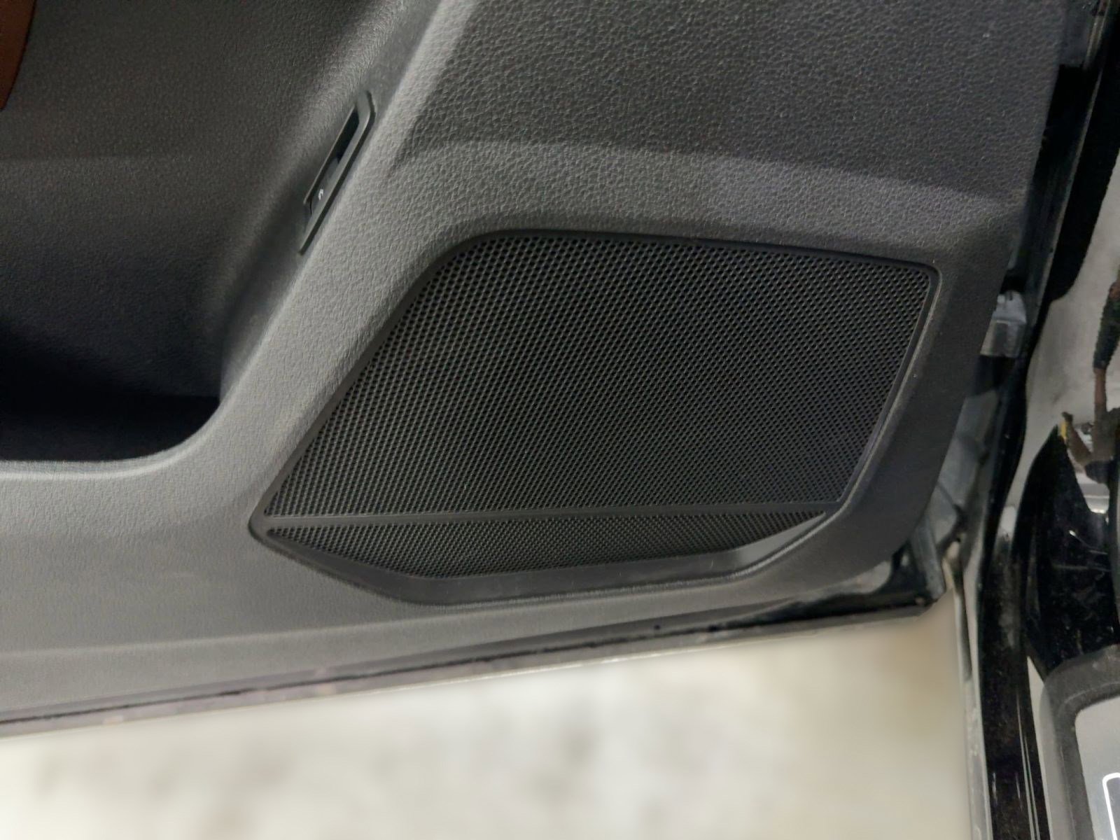 Used 2019 Audi Q3 2.0T Premium Plus w/ Premium Plus Package image 21