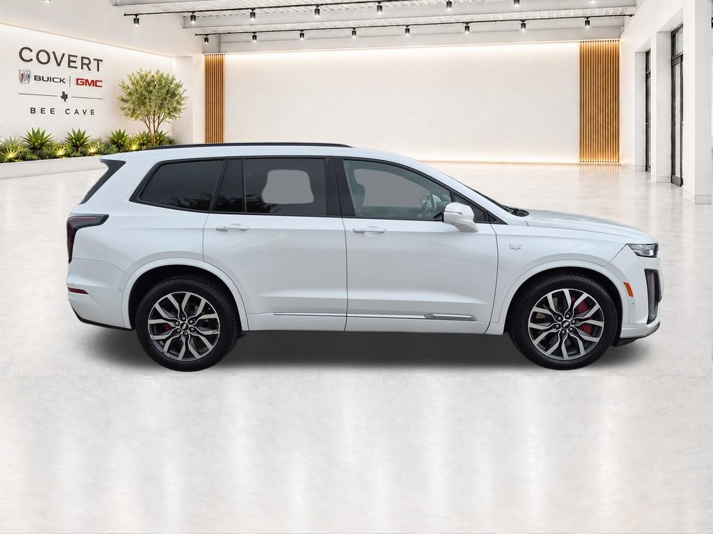 Used 2023 Cadillac XT6 Sport w/ Technology Package AWD/4WD image 15