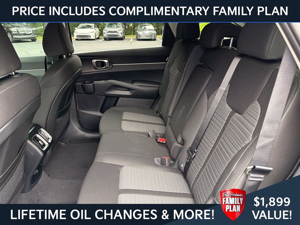 New 2026 Kia Sorento LX FWD image 8