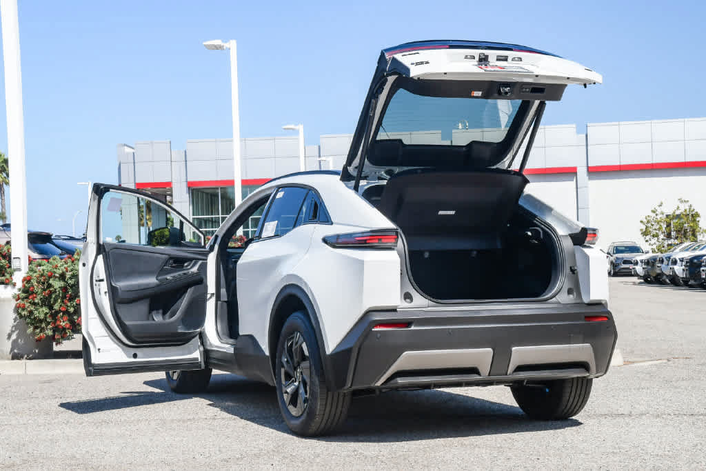 New 2026 Toyota C-HR AWD/4WD image 27