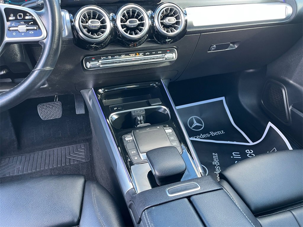 Certified 2021 Mercedes-Benz GLB 250 4MATIC image 11