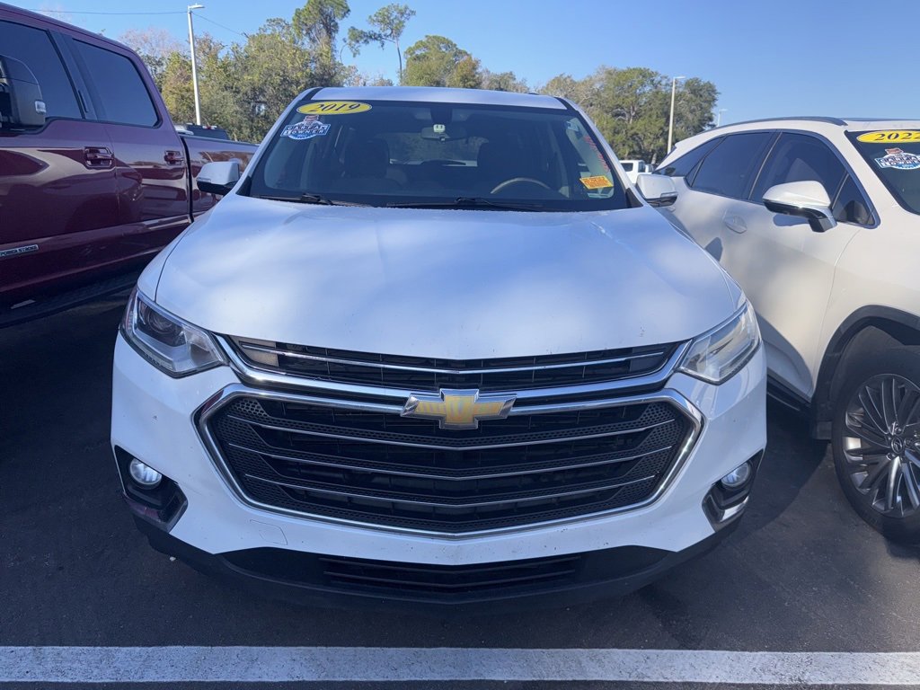 Used 2019 Chevrolet Traverse LT image 1
