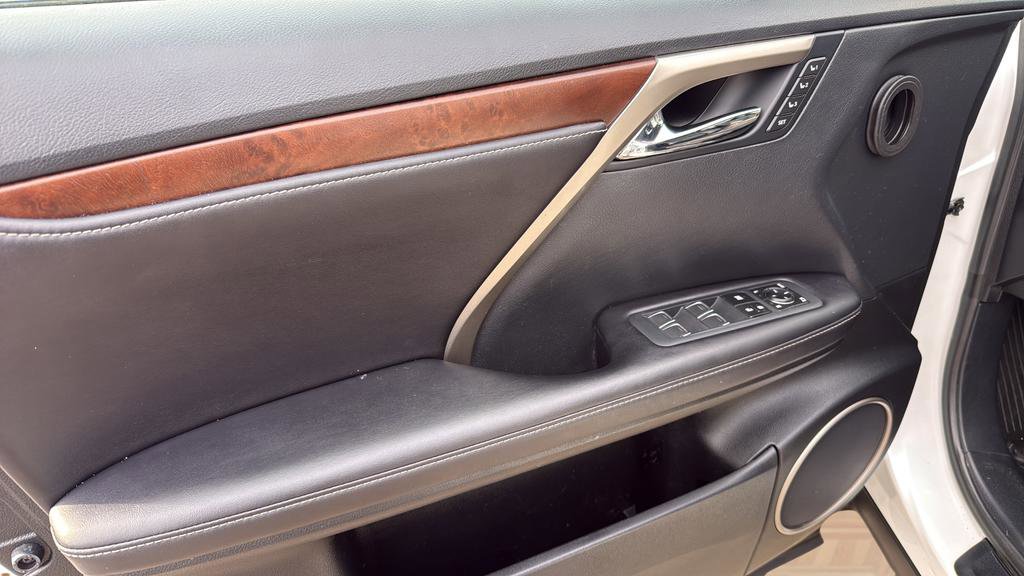 Used 2020 Lexus RX 350L Premium image 10