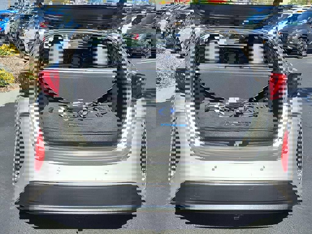 Used 2018 Toyota Prius Prime image 16