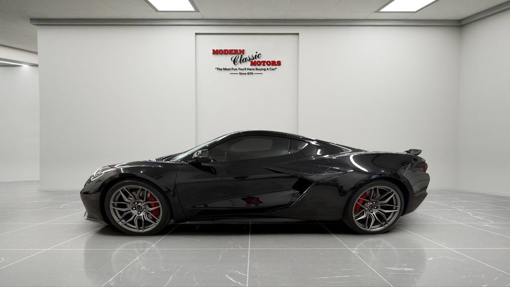 Used 2026 Chevrolet Corvette Z06 RWD image 4