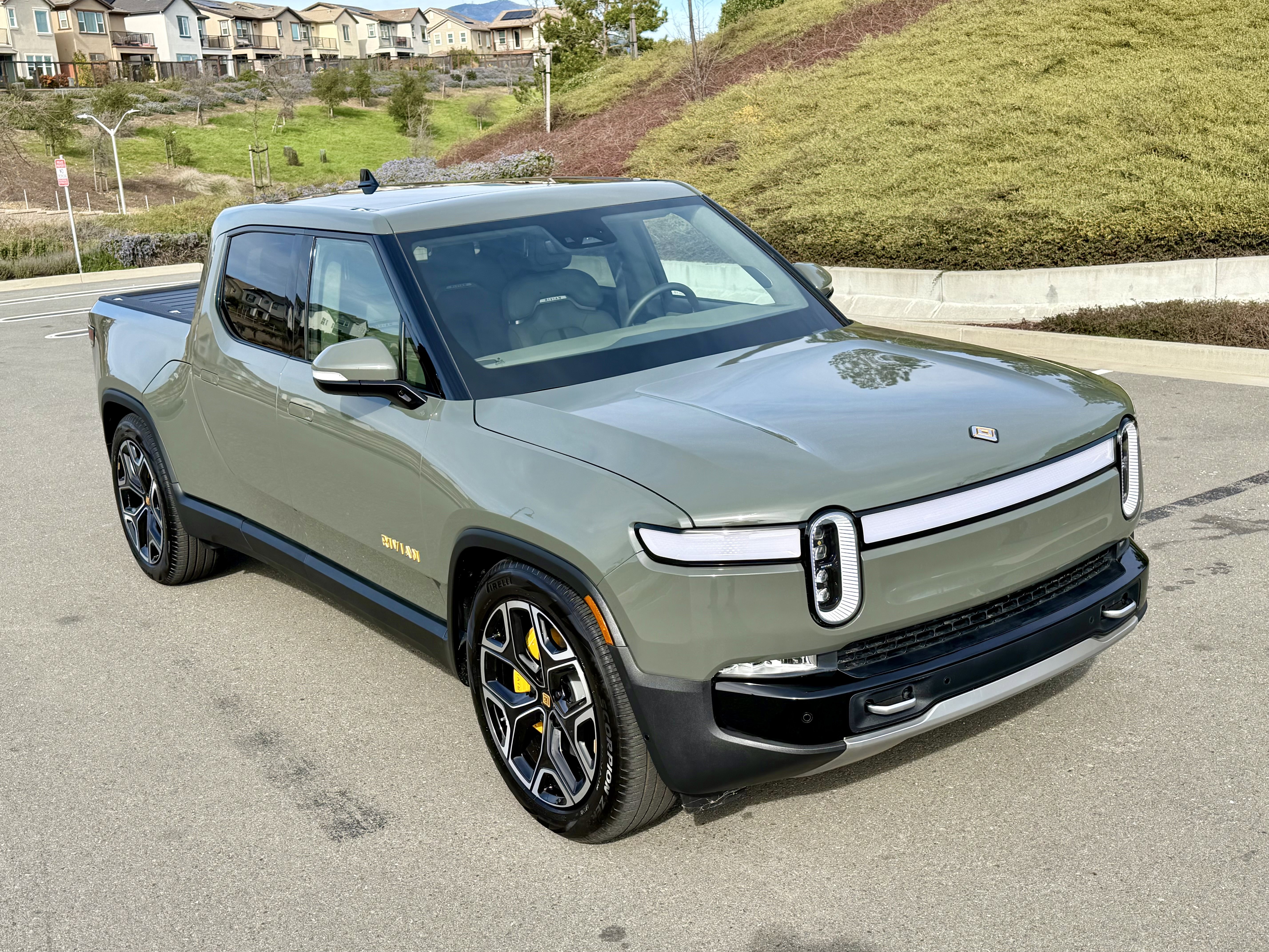 Used 2022 Rivian R1T Launch Edition image 12