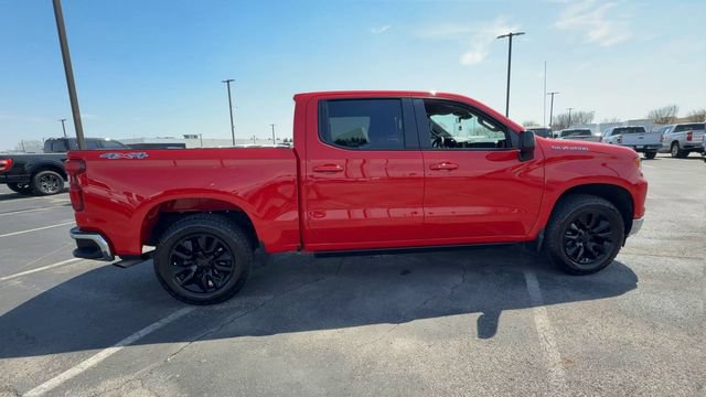 Used 2025 Chevrolet Silverado 1500 LT AWD/4WD image 9