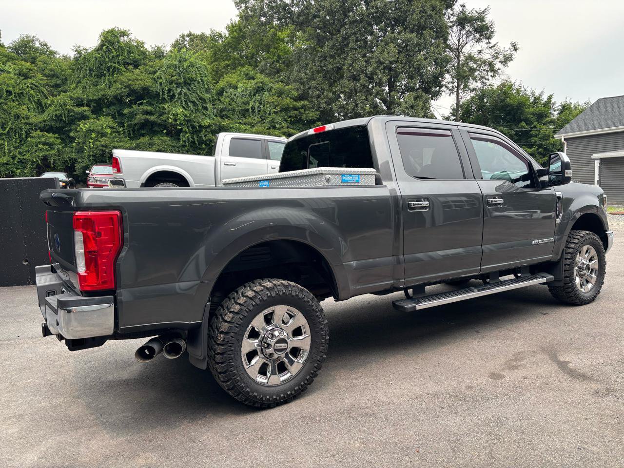 Used 2019 Ford F350 Lariat w/ Lariat Ultimate Package AWD/4WD image 11