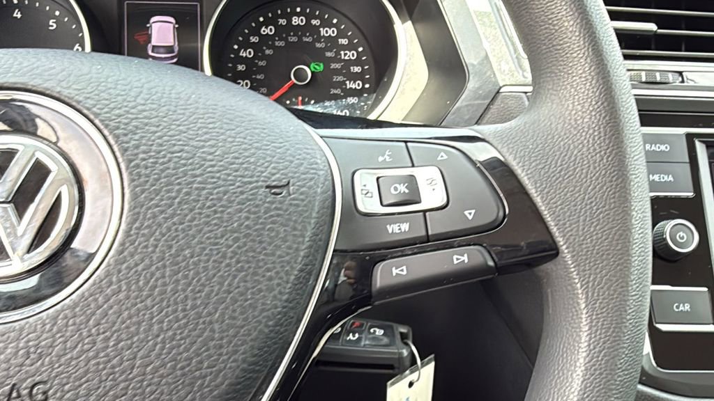 Used 2019 Volkswagen Tiguan S FWD image 32