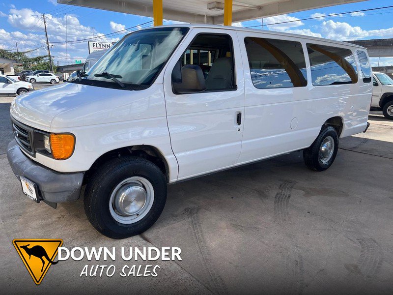 Used 2006 Ford E-350 and Econoline 350 XLT RWD image 1
