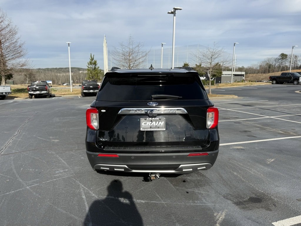 Certified 2023 Ford Explorer XLT w/ Equipment Group 202A image 6
