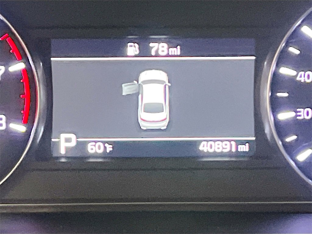 Used 2020 Kia Cadenza Technology image 12