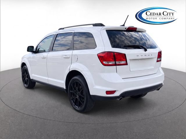 Used 2016 Dodge Journey SXT w/ Blacktop Package FWD image 3