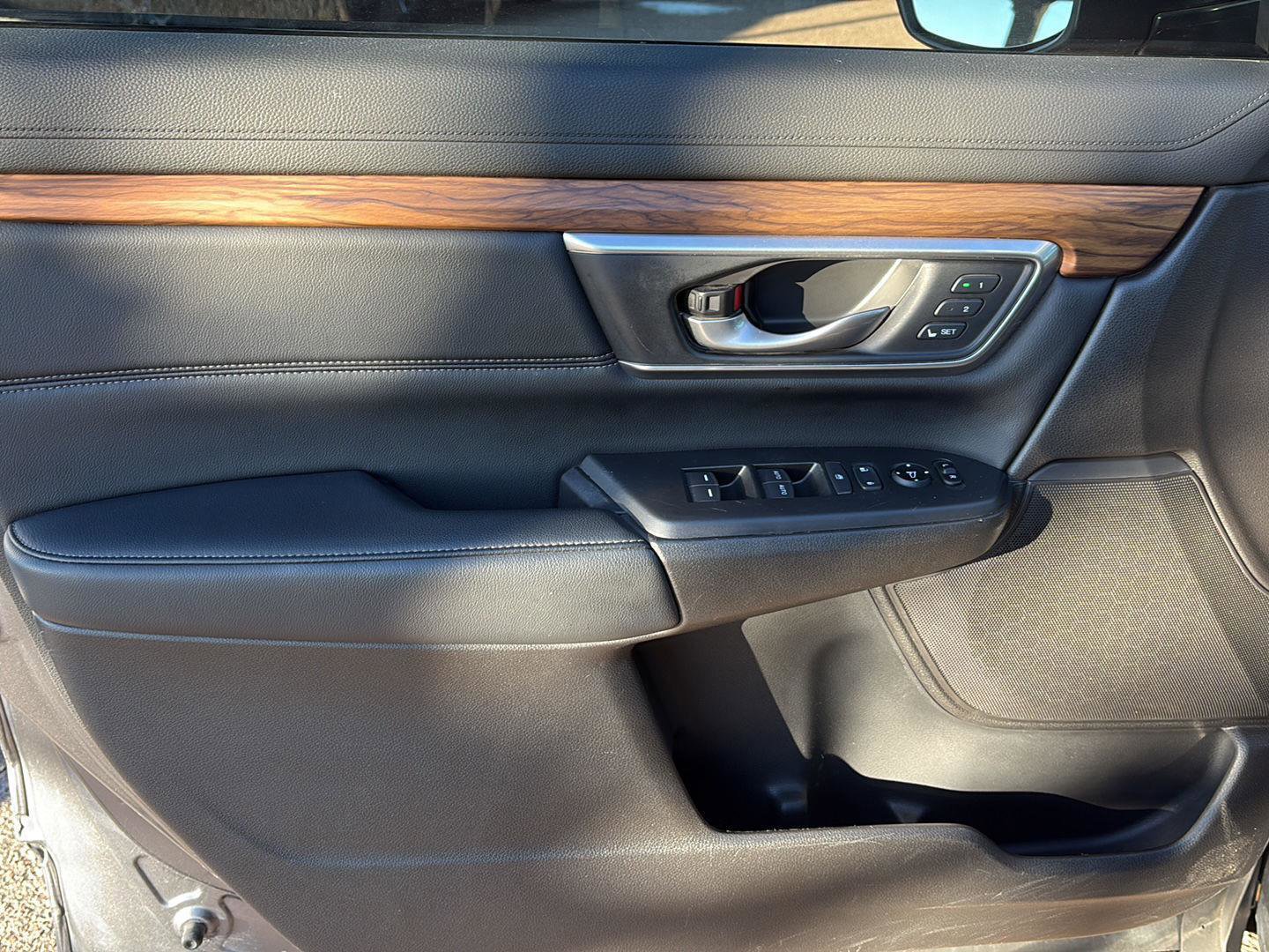 Used 2019 Honda CR-V Touring image 7