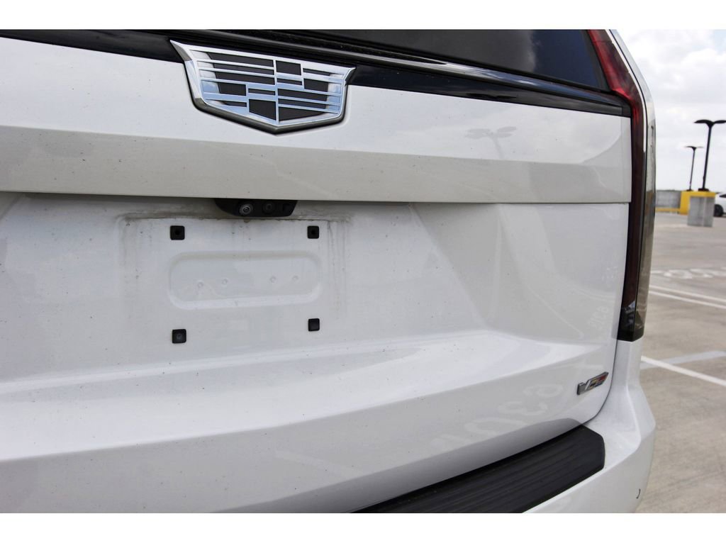 Certified 2023 Cadillac Escalade V w/ LPO, ONYX Package image 31