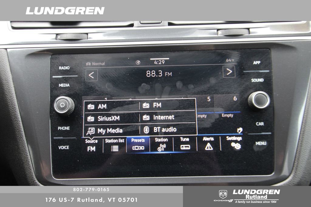 Used 2023 Volkswagen Tiguan SE R-Line image 21