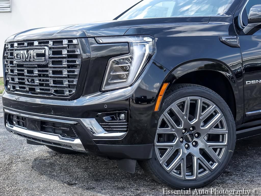 New 2026 GMC Yukon Denali Ultimate AWD/4WD image 3