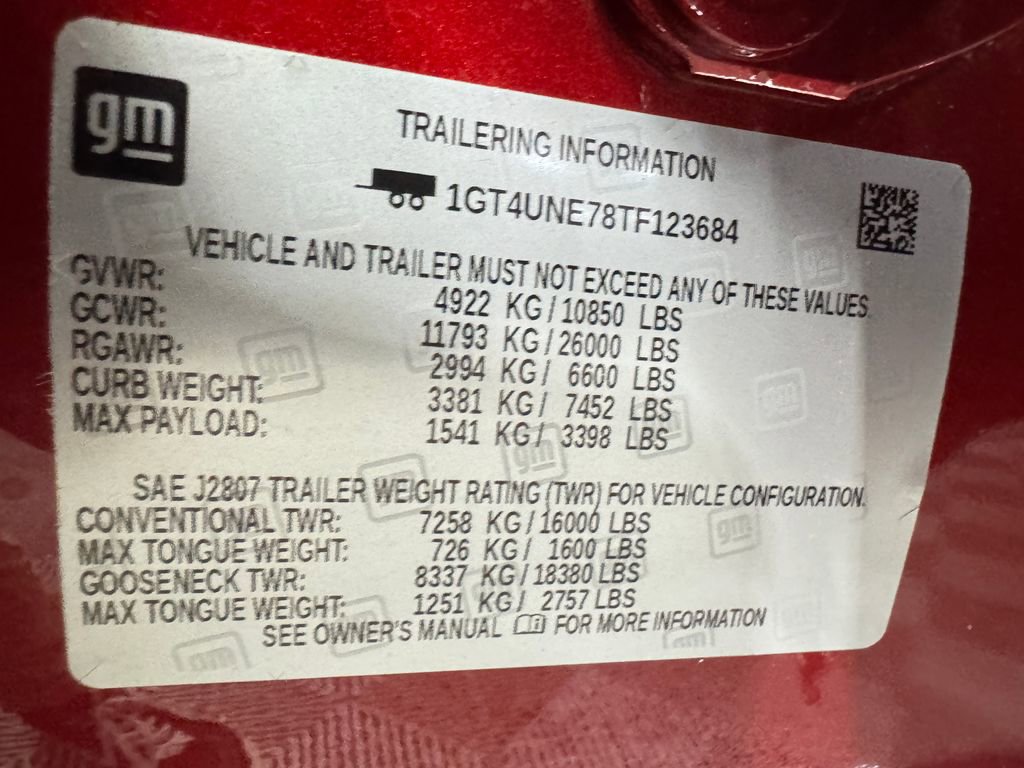 New 2026 GMC Sierra 2500 SLT w/ SLT Premium Package image 8