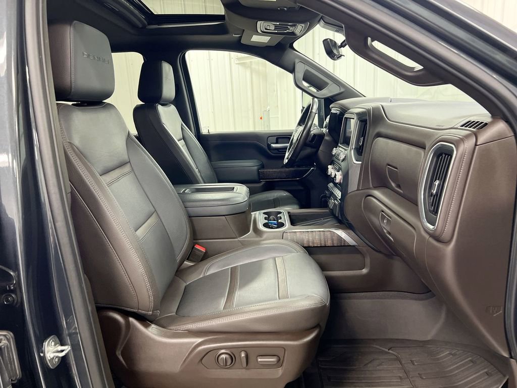 Used 2021 GMC Sierra 2500 Denali w/ Denali Ultimate Package image 23