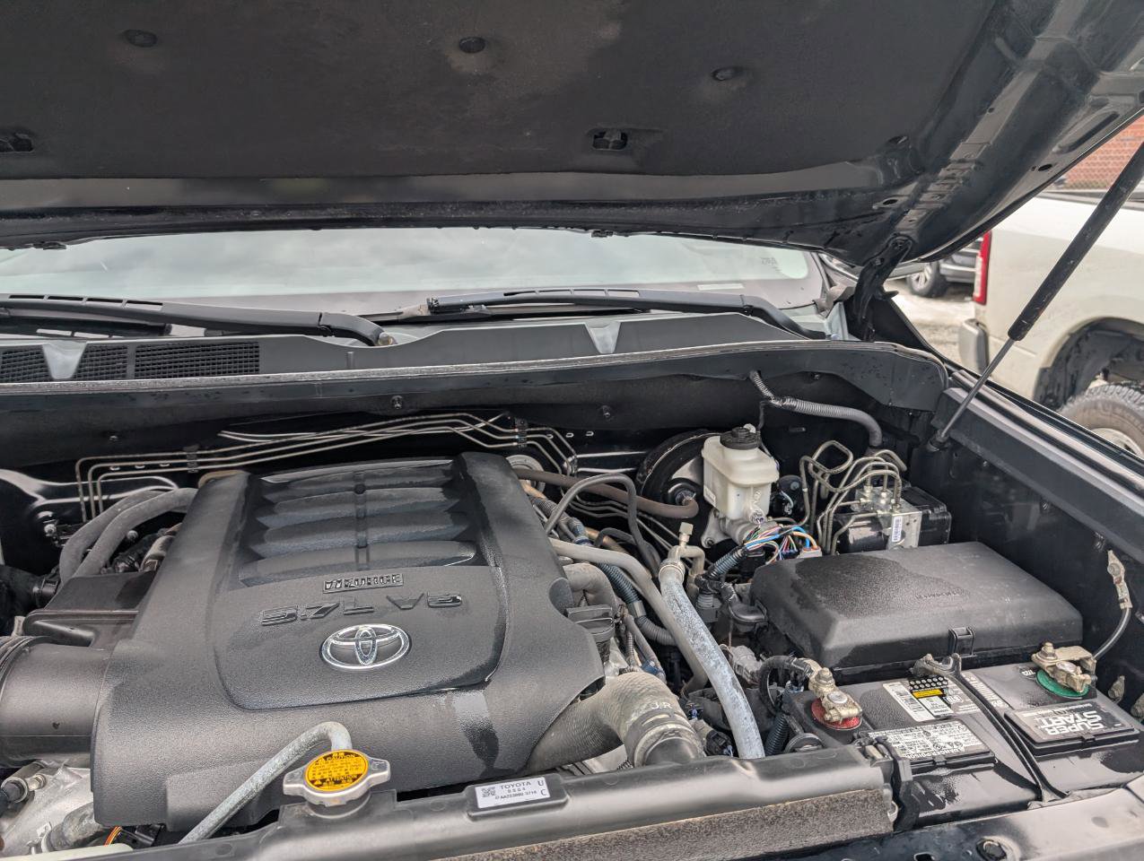 Used 2016 Toyota Tundra SR5 w/ SR5 Upgrade Package image 25