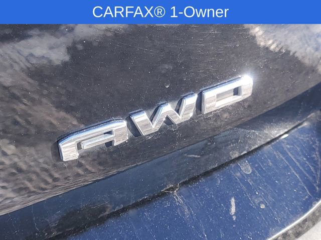 Used 2024 GMC Terrain SLE image 8