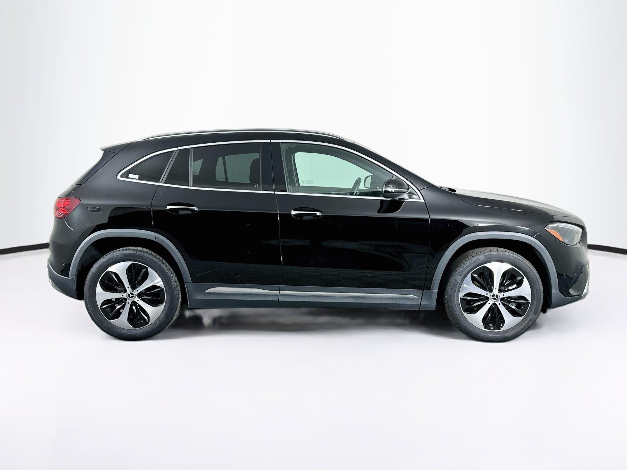 Used 2025 Mercedes-Benz GLA 250 4MATIC image 10