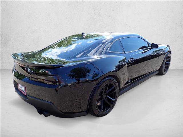Used 2015 Chevrolet Camaro ZL1 w/ Gray Stripe Package RWD video 4