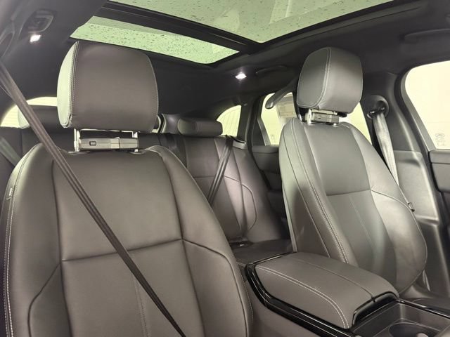 New 2026 Land Rover Range Rover Velar Belgravia AWD/4WD image 32
