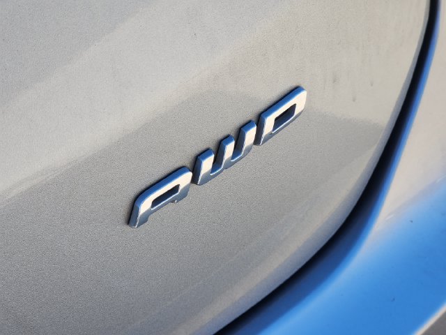Used 2023 Ford Edge Titanium AWD/4WD image 12