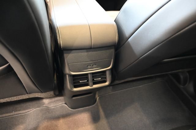 New 2026 GMC Terrain Elevation w/ Elevation Premium Package AWD/4WD image 26