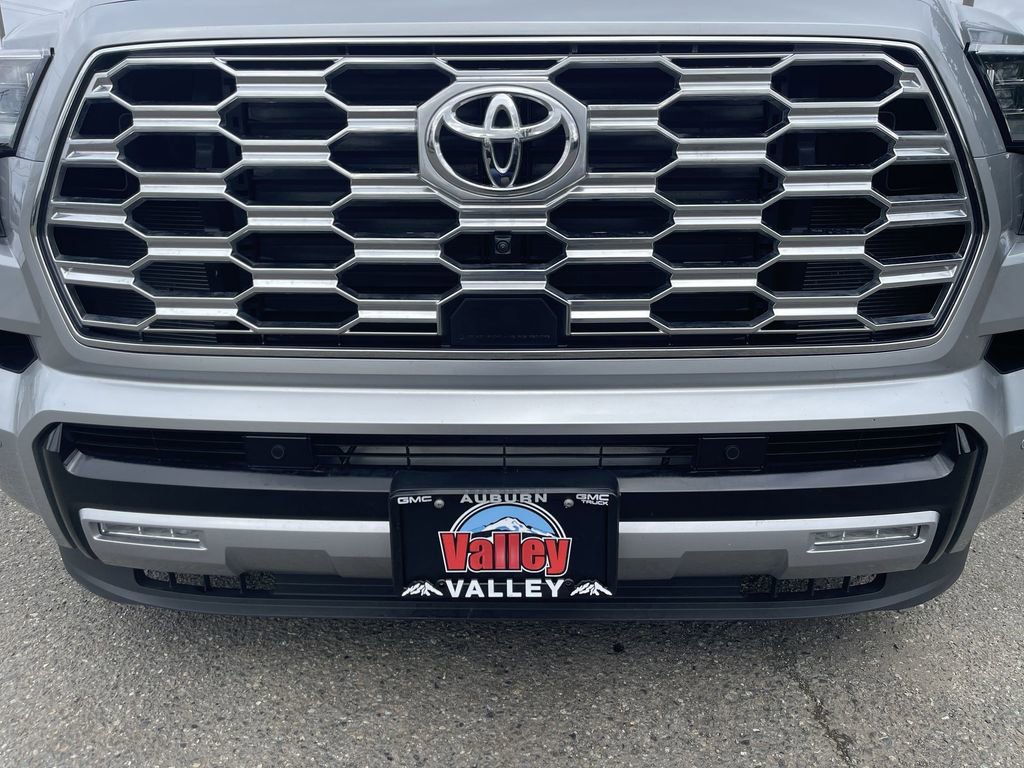 Used 2025 Toyota Sequoia Capstone image 32