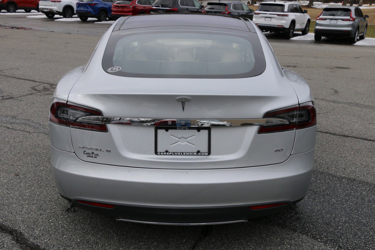 Used 2013 Tesla Model S BASE image 4