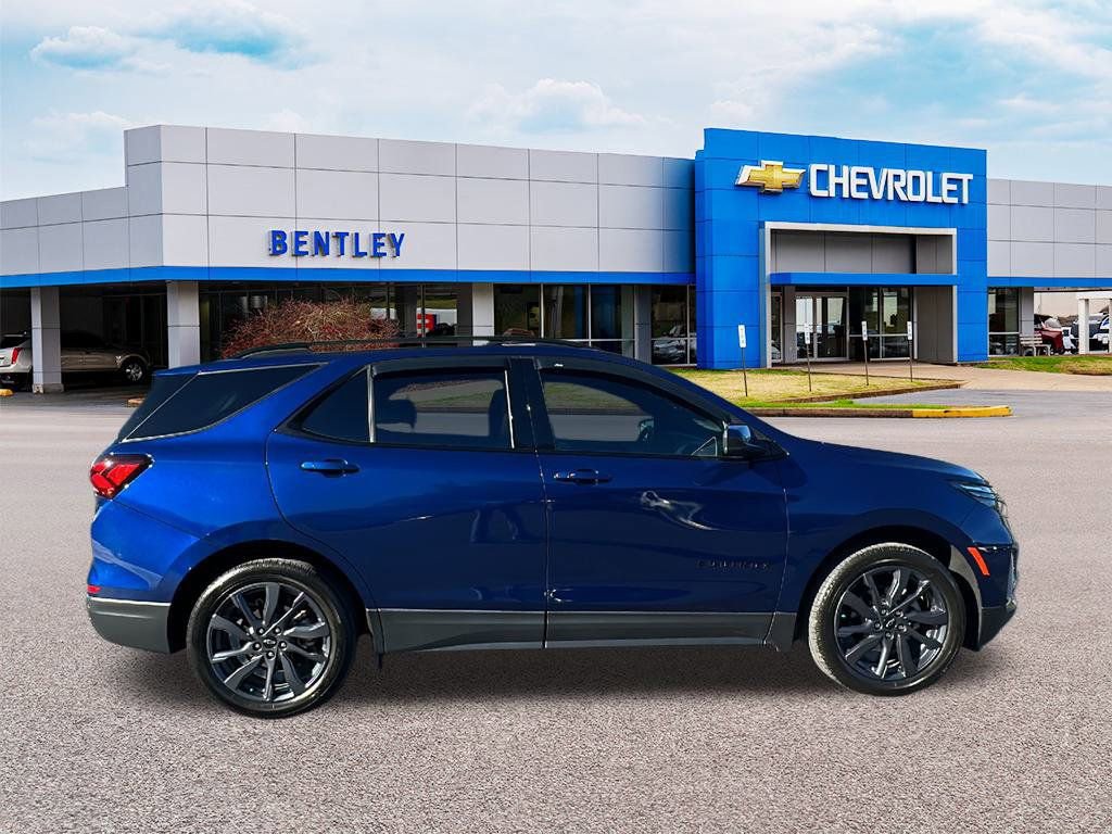 Used 2022 Chevrolet Equinox RS image 6