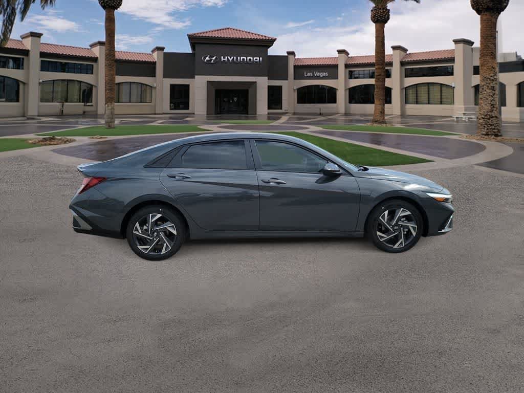 Certified 2025 Hyundai Elantra Sport FWD image 9