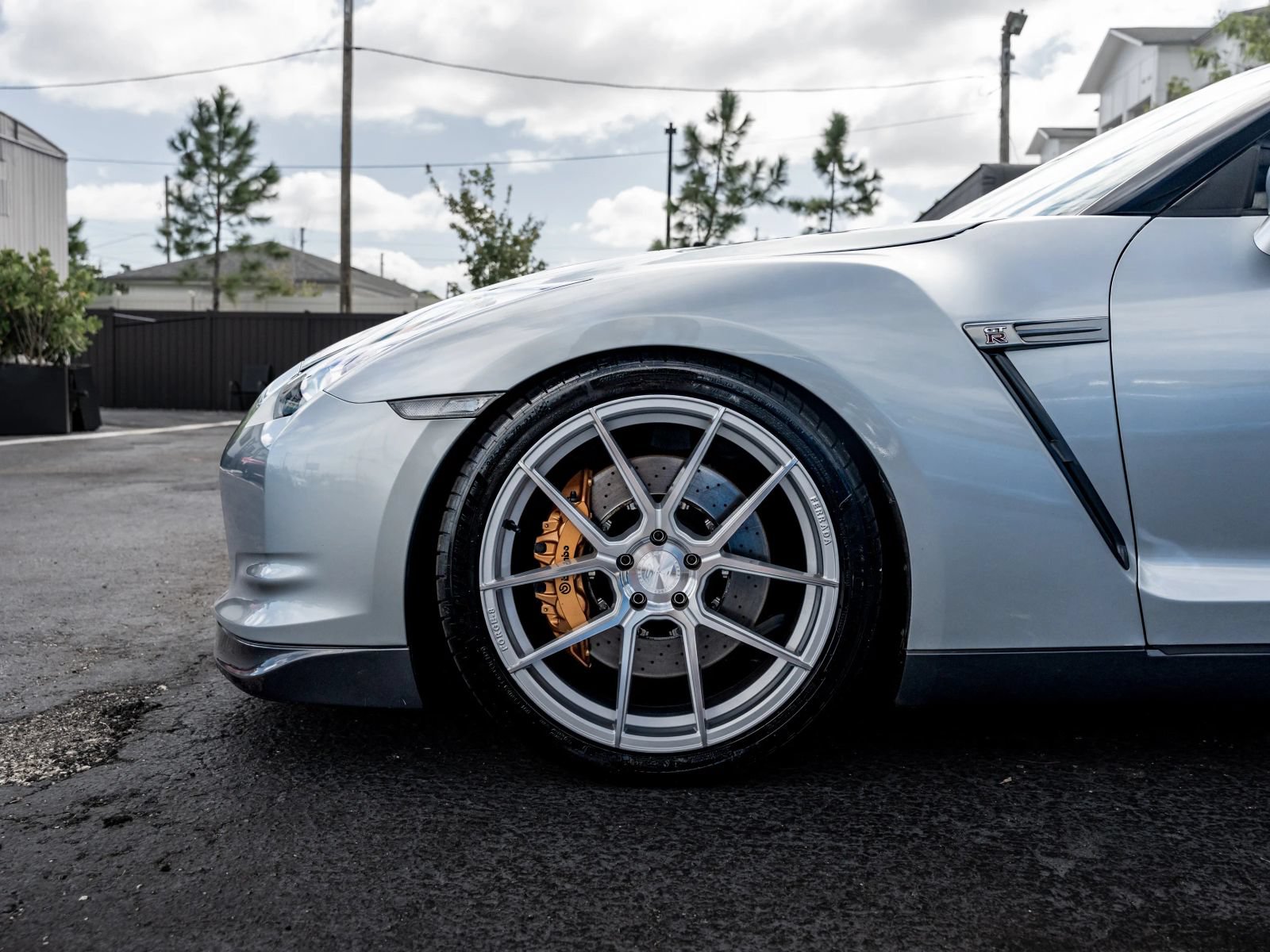 Used 2009 Nissan GT-R Premium AWD/4WD image 32
